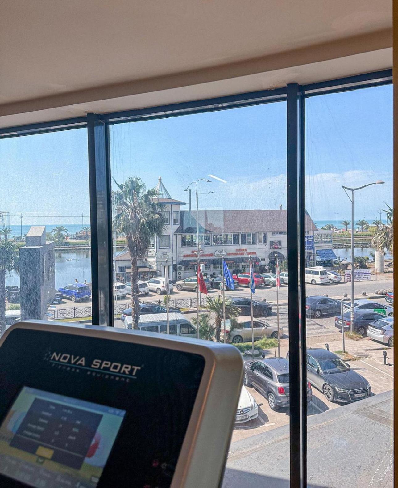 Orbi City Aparthotel Batum Dış mekan fotoğraf